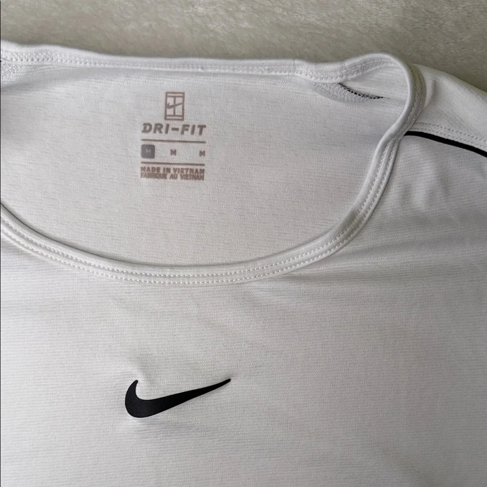 Nike Women's Tee
